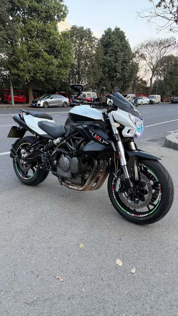 二手贝纳利TNT600i