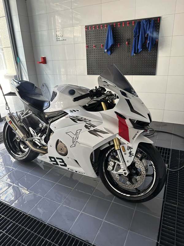 二手张雪机车500RR