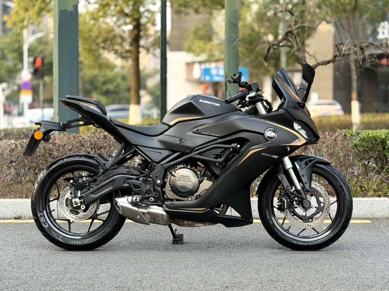 二手QJMOTOR赛250