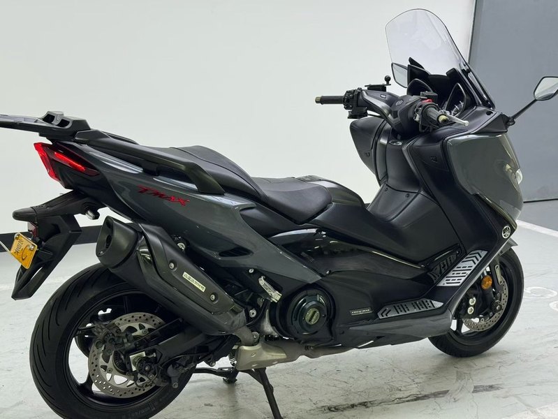 二手雅马哈TMAX