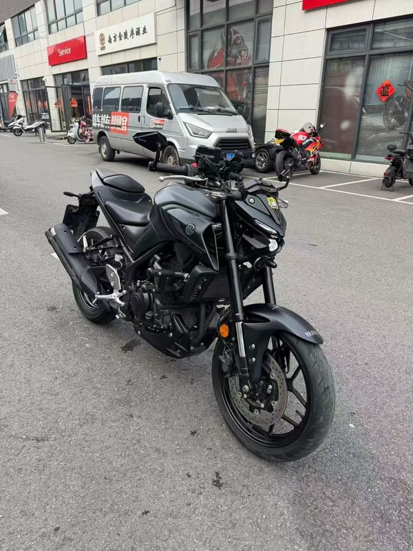 二手雅马哈MT-03