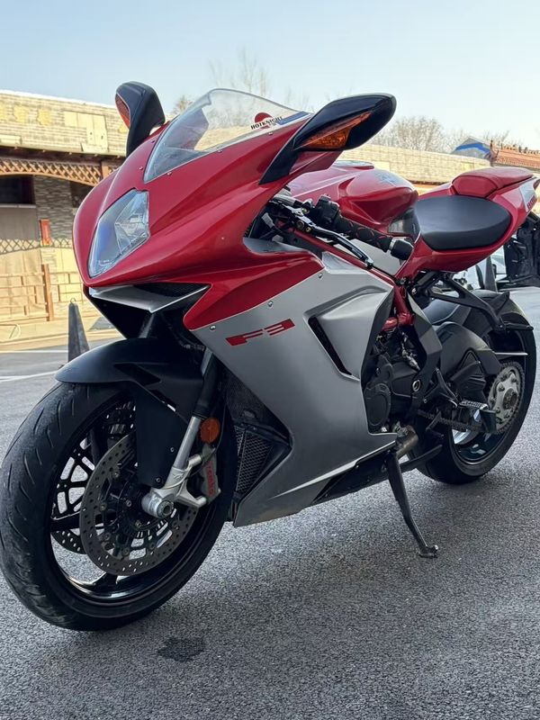 二手奥古斯塔F3 800