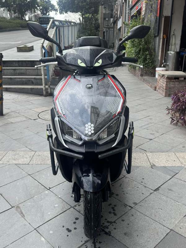 二手QJMOTOR鸿150RS