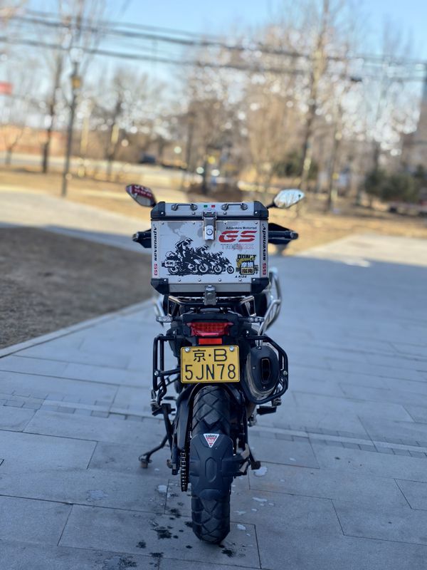 二手贝纳利金鹏 TRK502