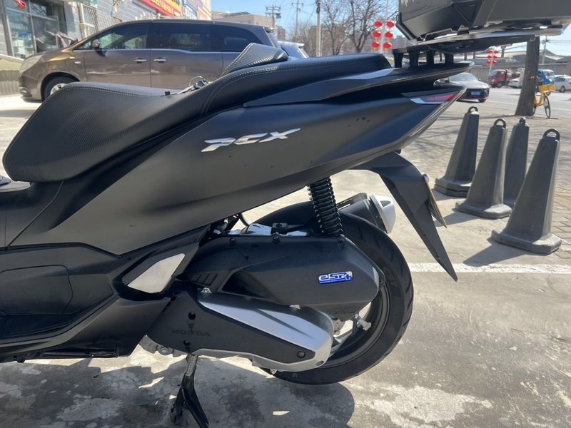 二手五羊本田PCX