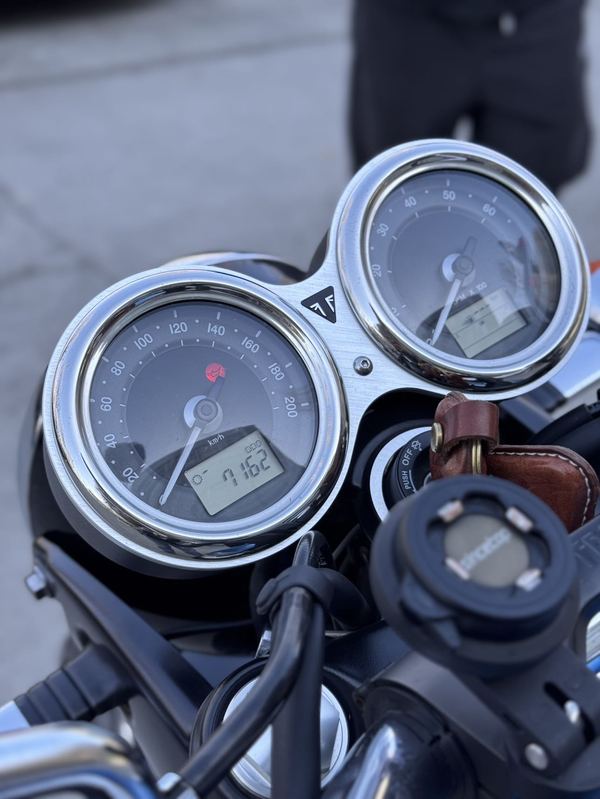 二手凯旋Bonneville T100