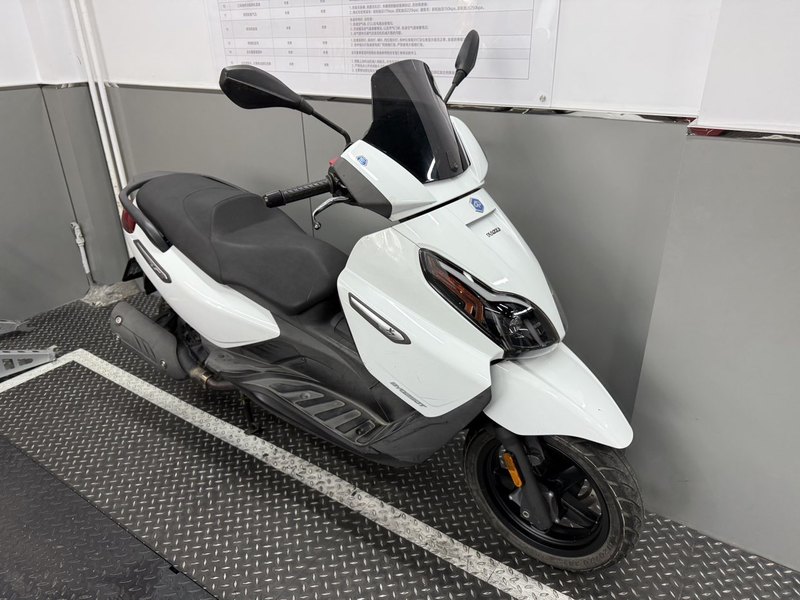 二手宗申比亚乔X7