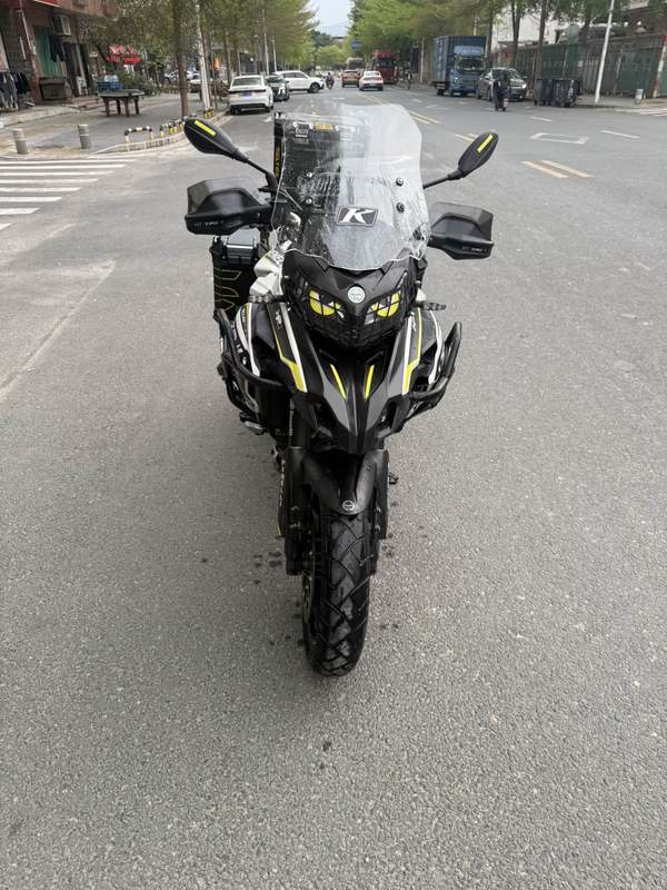 二手贝纳利金鹏 TRK502