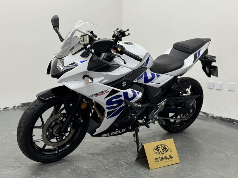 二手豪爵铃木GSX250R