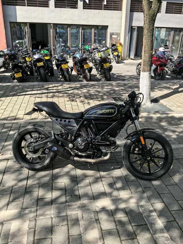 二手杜卡迪Scrambler Sixty2