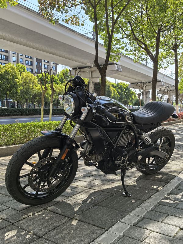 二手杜卡迪Scrambler Sixty2
