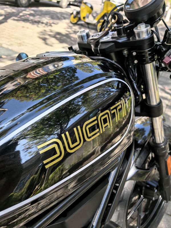 二手杜卡迪Scrambler Sixty2