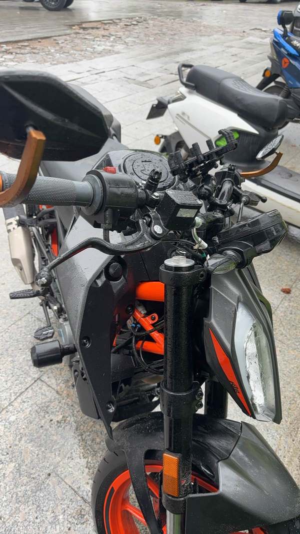 二手KTMR2R250 Duke