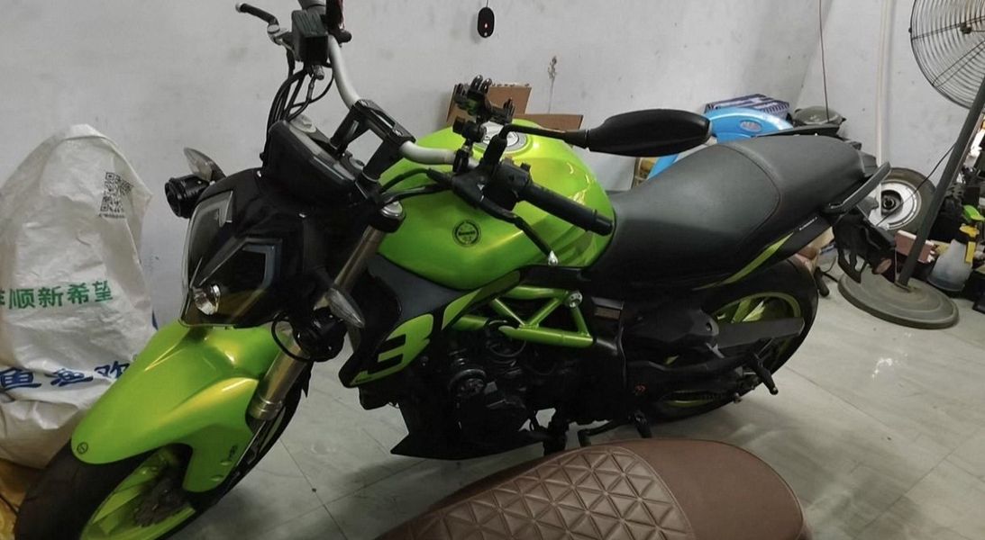 二手贝纳利蓝宝龙 BN302S