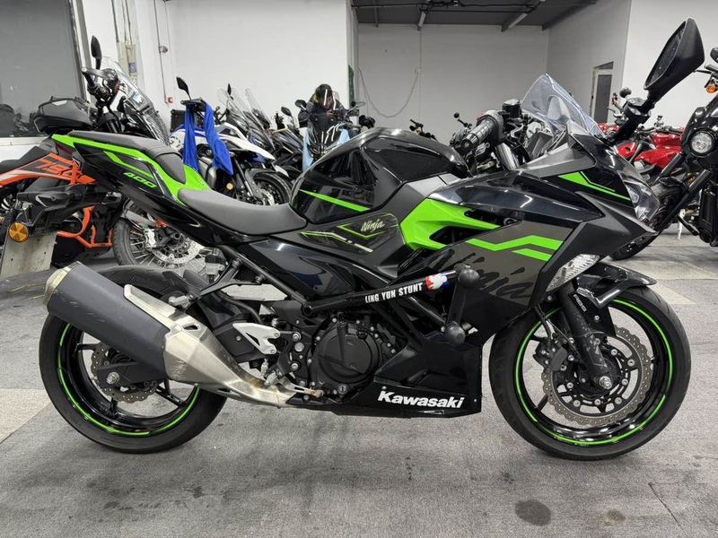 二手川崎Ninja 400