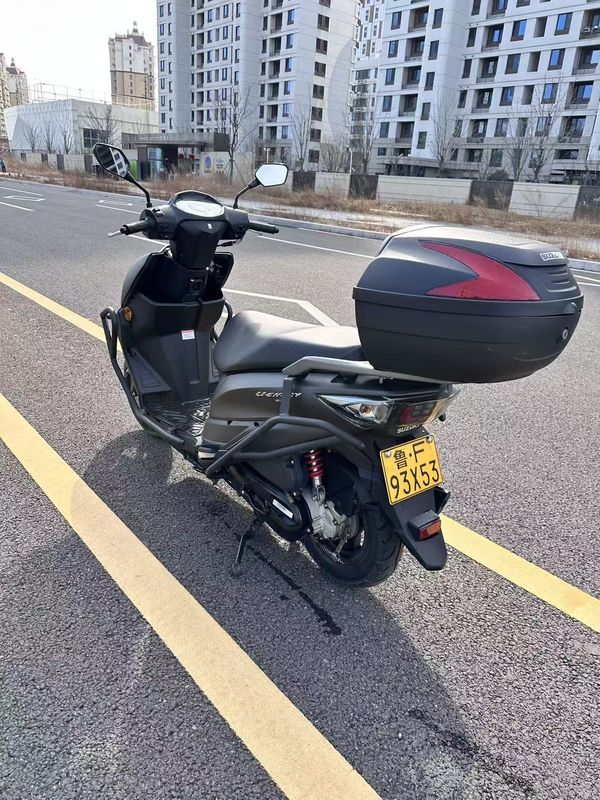 二手济南铃木优驿 UE125T