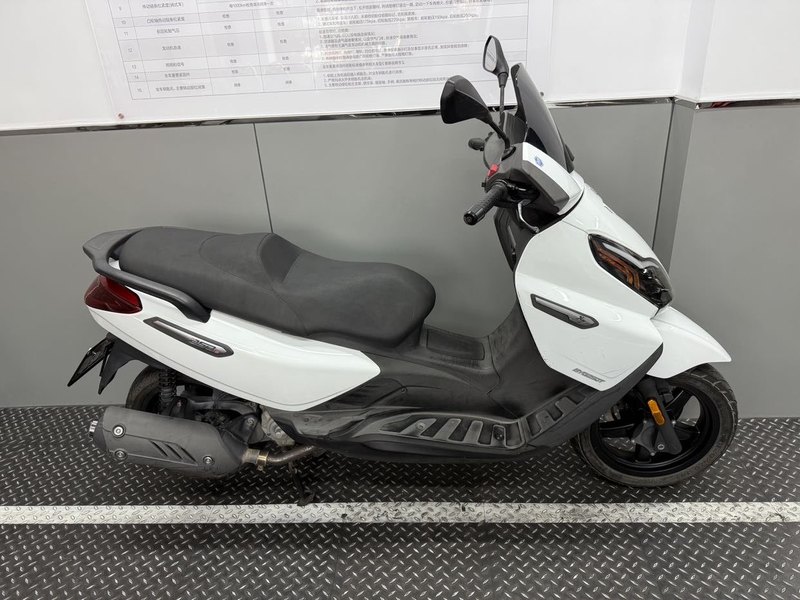 二手宗申比亚乔X7