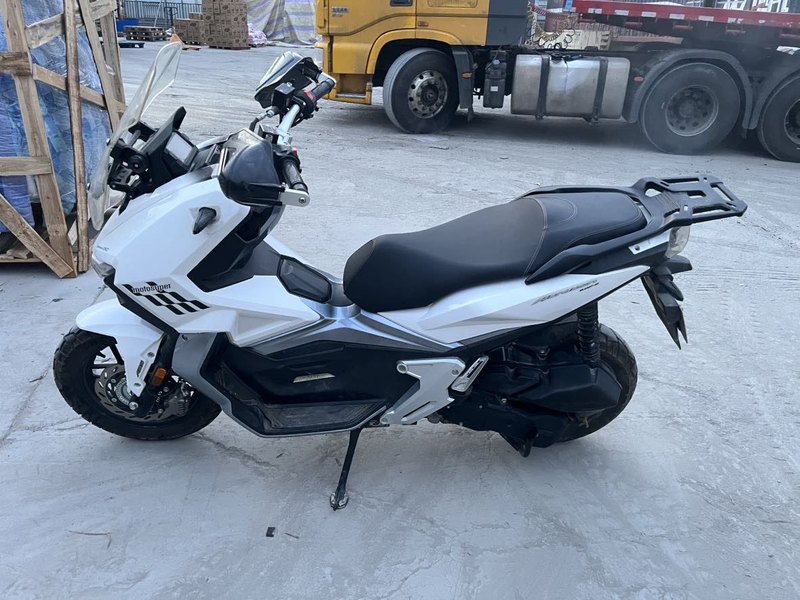 二手布雷斯通极宙 ADV150