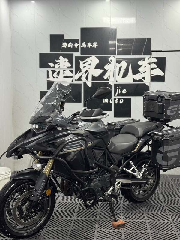 二手贝纳利TRK552