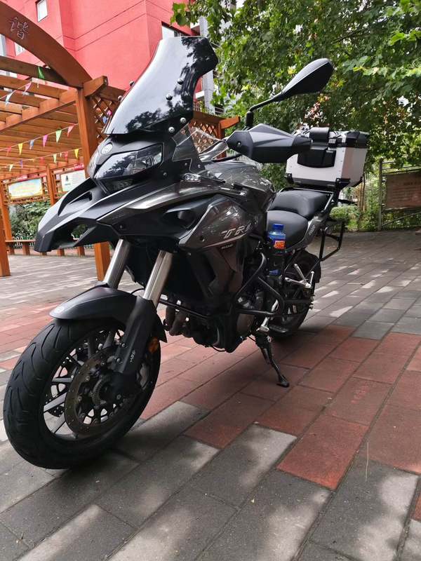 二手贝纳利金鹏 TRK502