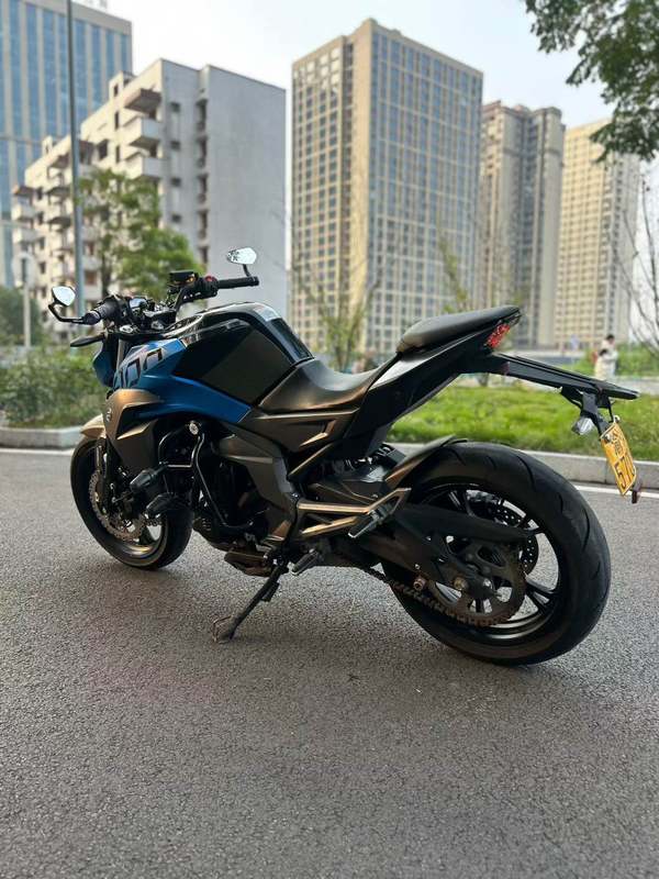 二手春风400NK