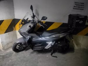 二手布雷斯通极宙 ADV150