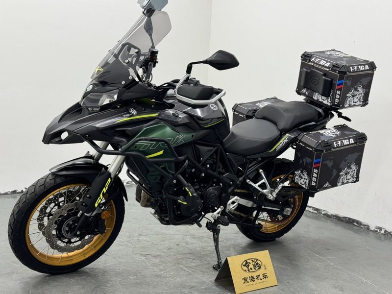 二手贝纳利金鹏 TRK502