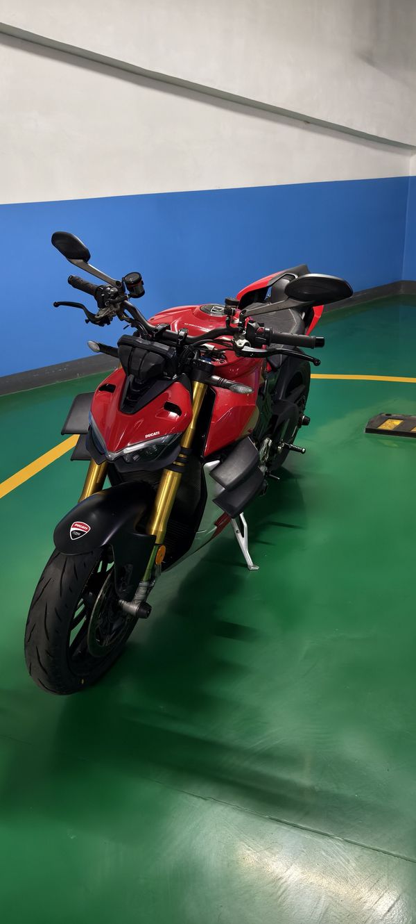 二手杜卡迪Street Fighter V4