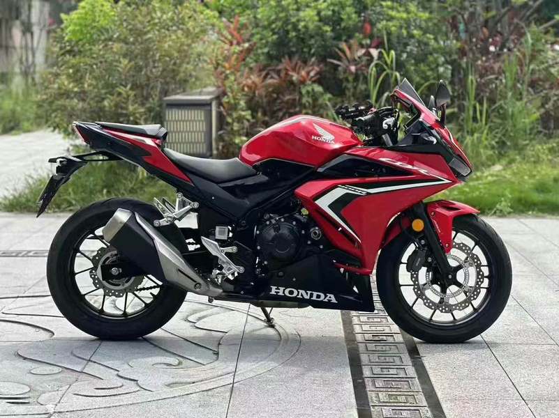 二手本田CBR400R