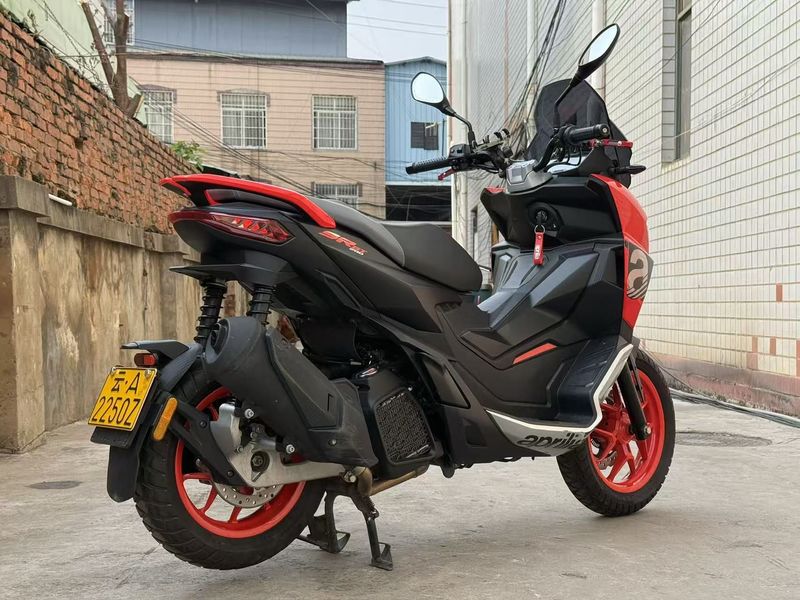 二手阿普利亚SR GT 200