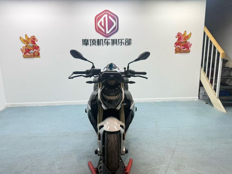 二手宝马S 1000 R