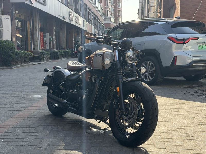 二手凯旋Bonneville Bobber