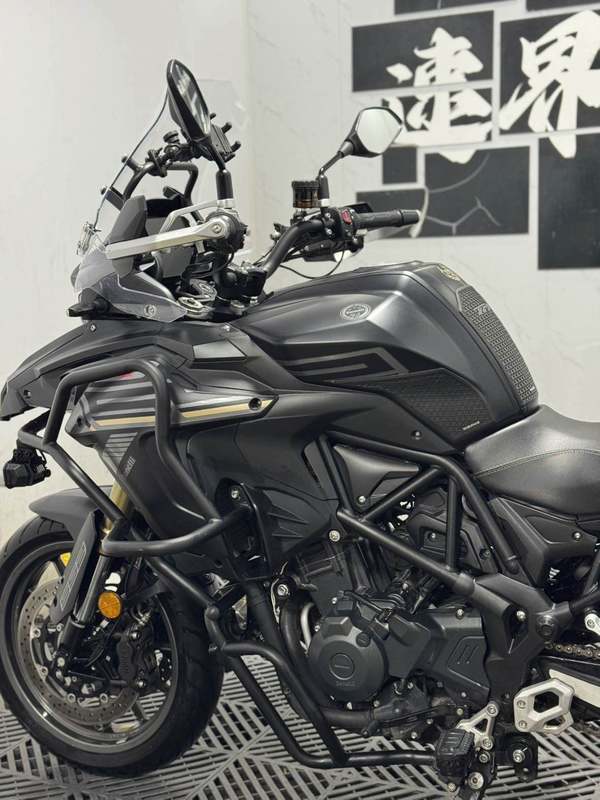 二手贝纳利TRK552