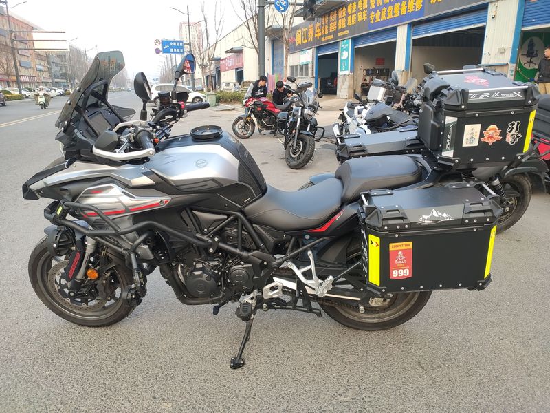 二手贝纳利TRK552