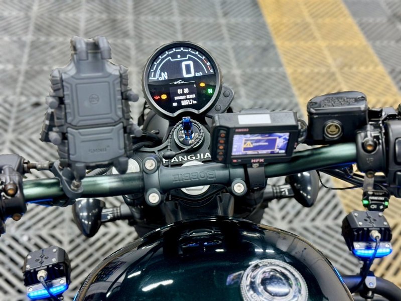 二手长江Bobbie 400 II