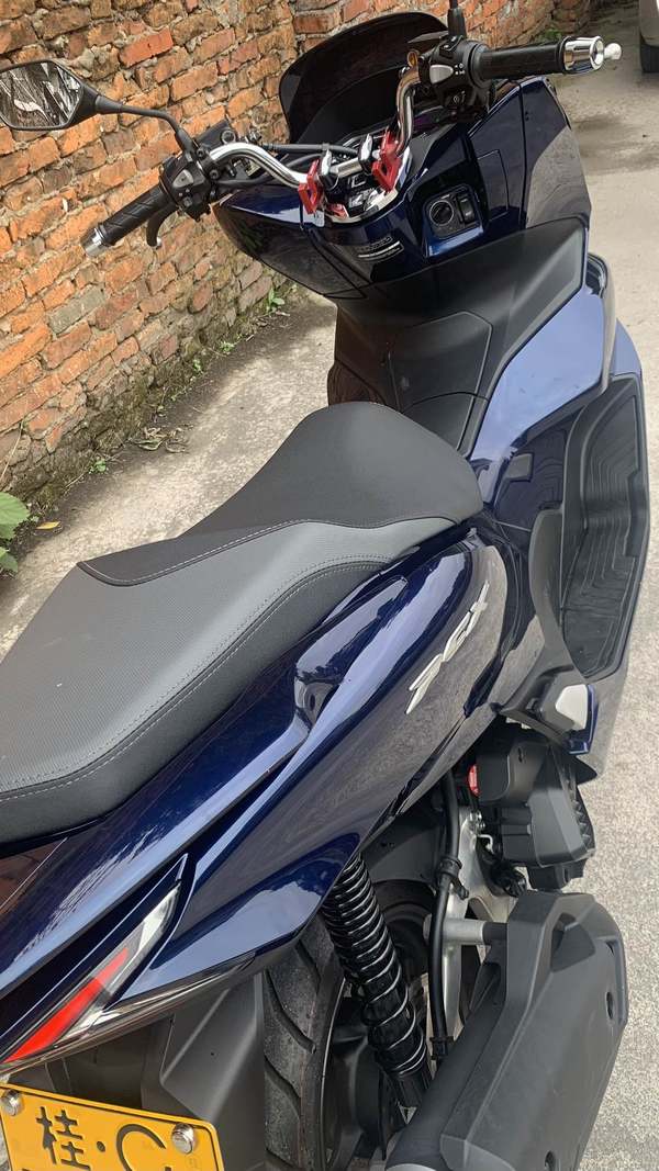 二手五羊本田PCX