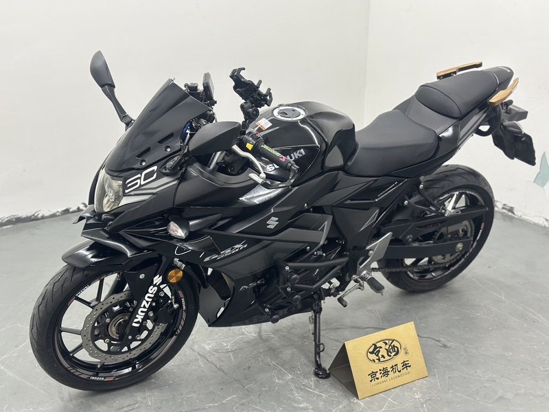 二手豪爵铃木GSX250R
