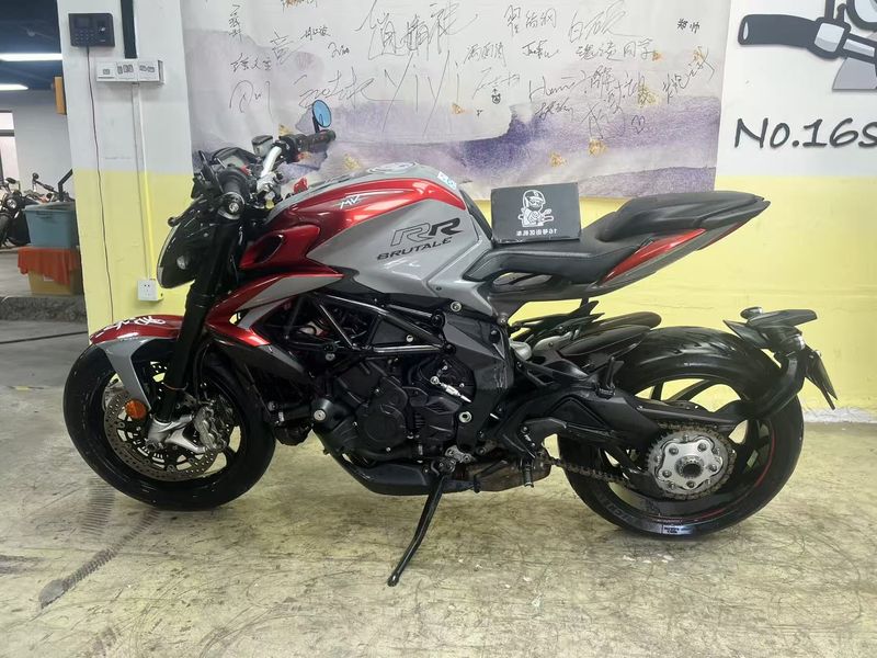 二手奥古斯塔Dragster 800