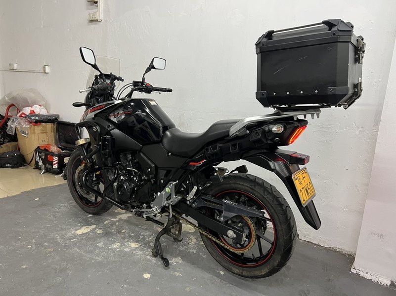 二手豪爵铃木DL250