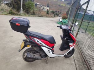 二手五羊本田NX125