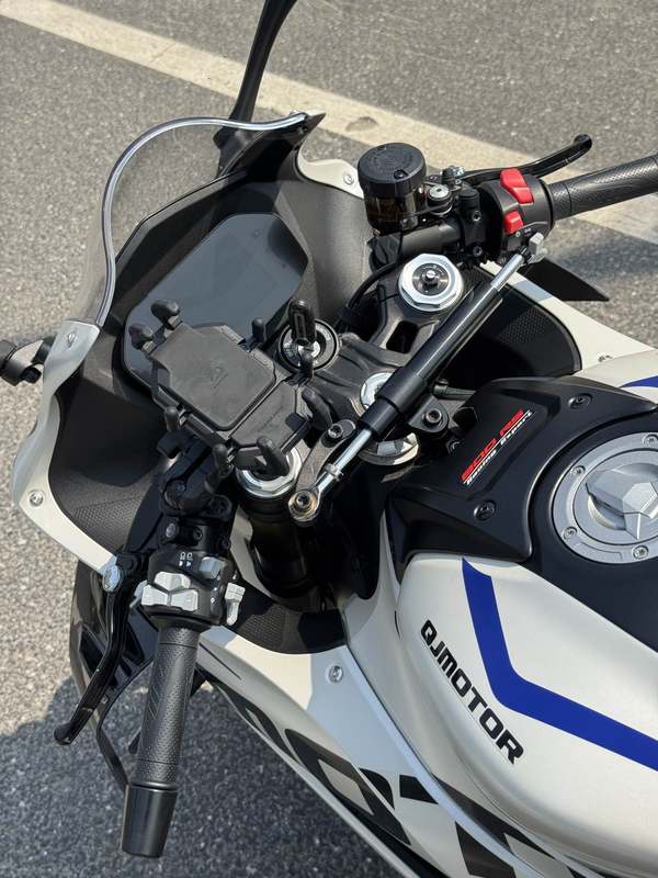 二手QJMOTOR赛800
