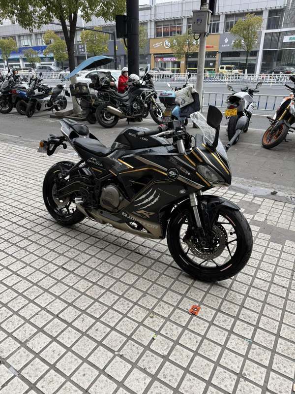 二手QJMOTOR赛350