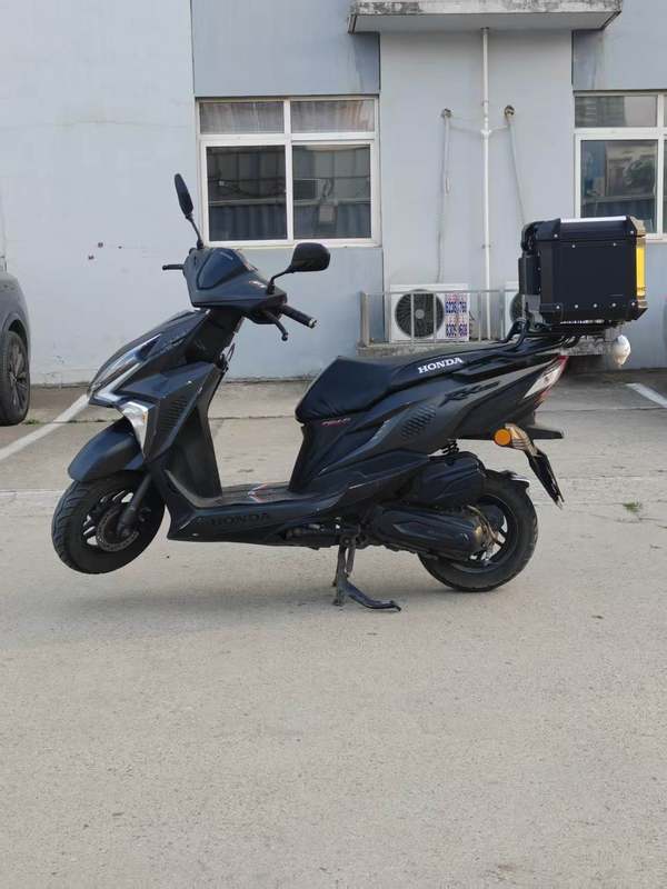 二手新大洲本田裂行 RX125Fi