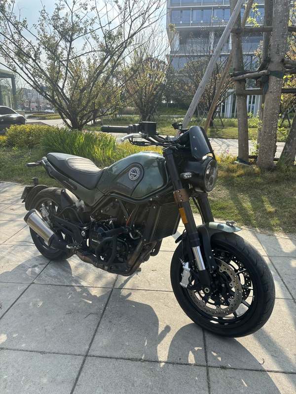 二手贝纳利幼狮 Leoncino 500