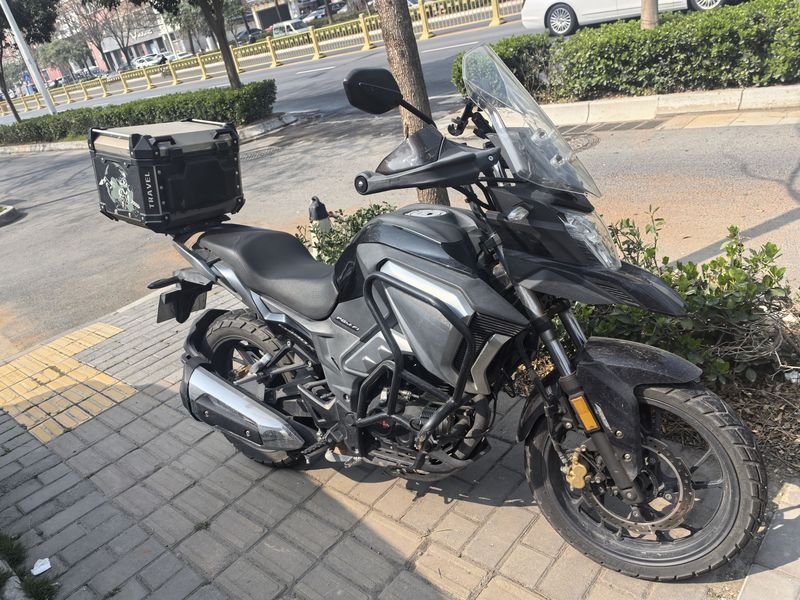 二手五羊本田猛鸷 CB190X