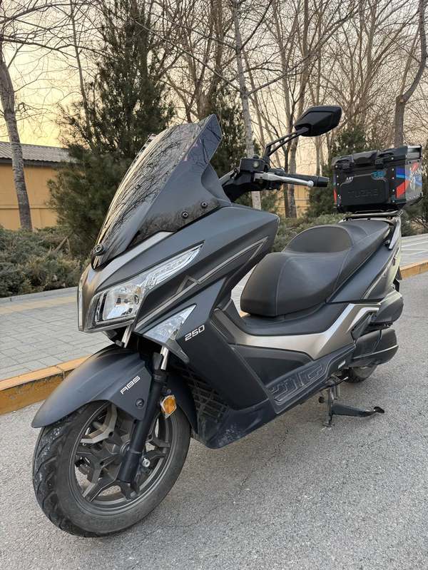 二手光阳赛艇 250