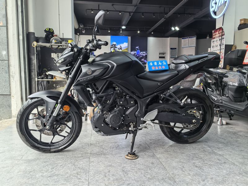 二手雅马哈MT-03