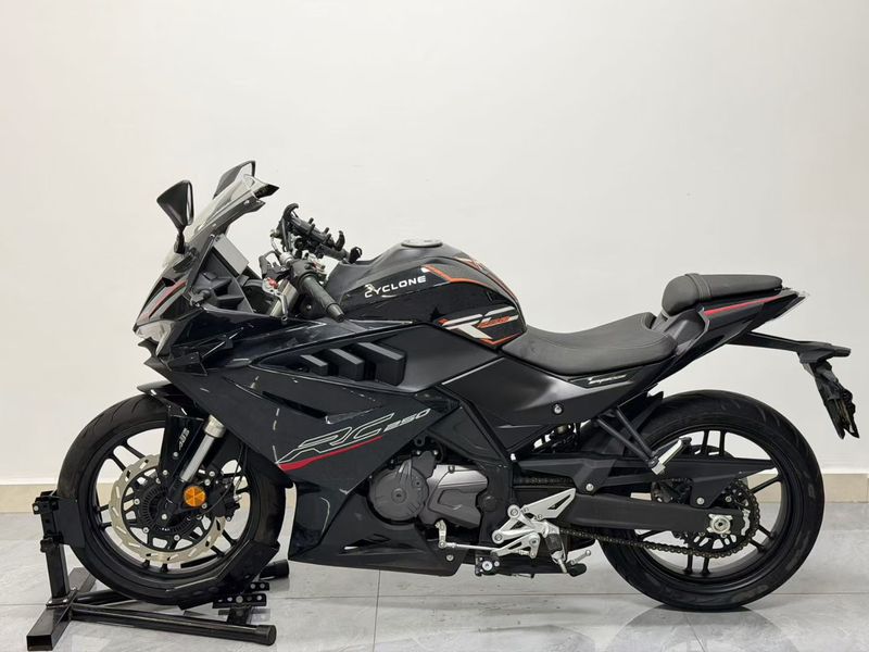 二手赛科龙RC250