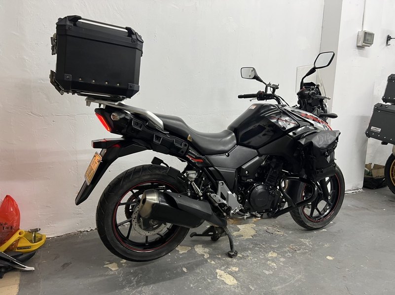 二手豪爵铃木DL250