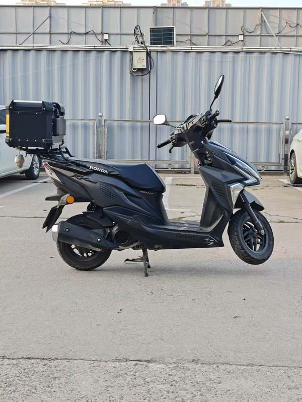 二手新大洲本田裂行 RX125Fi